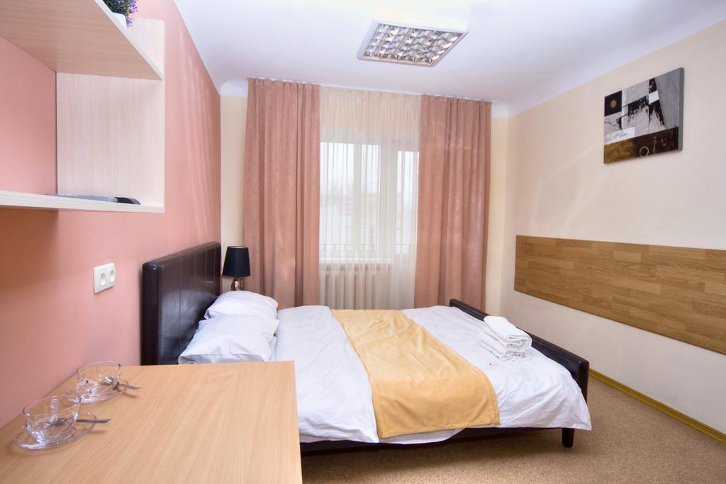 Hostel Podolski Plus Kiev Rom bilde